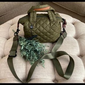 🌿 BC HANDBAGS CROSSBODY 🌿